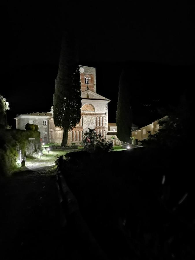 MezzanegoElsa House住宿加早餐旅馆 外观 照片